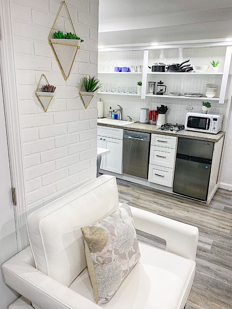 Beautiful Garden Access Apartment - Photo 4