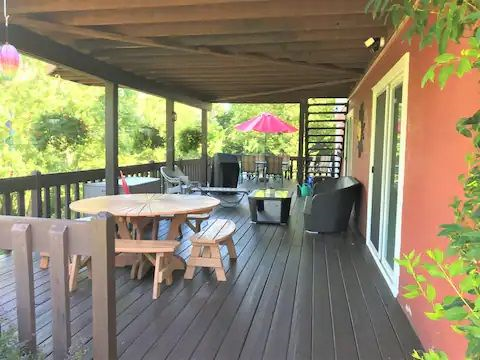 Cozy Conveniently Located Hudson Valley Apartment - Photo 1