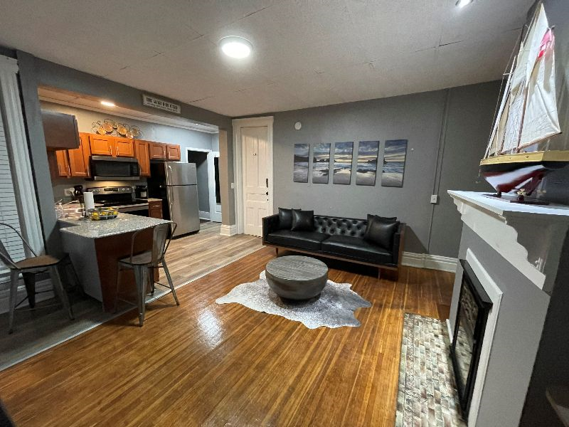 1BR/1BA Furnished | 7 min URMC, 5 min Highland | All Utilities Included | Office, Parking, Laundry - Photo 1