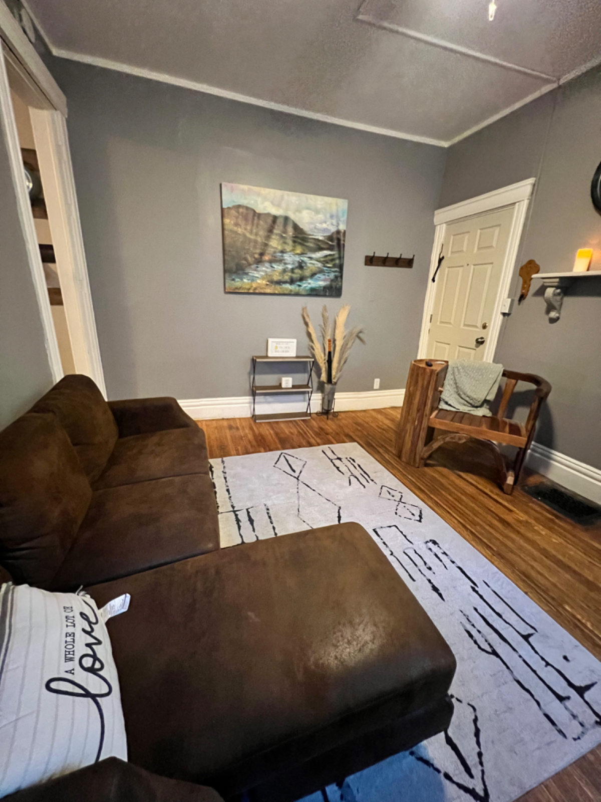 1BR/1BA Furnished | 7 min URMC, 5 min Highland | All Utilities Included | Office, Parking, Laundry - Photo 6