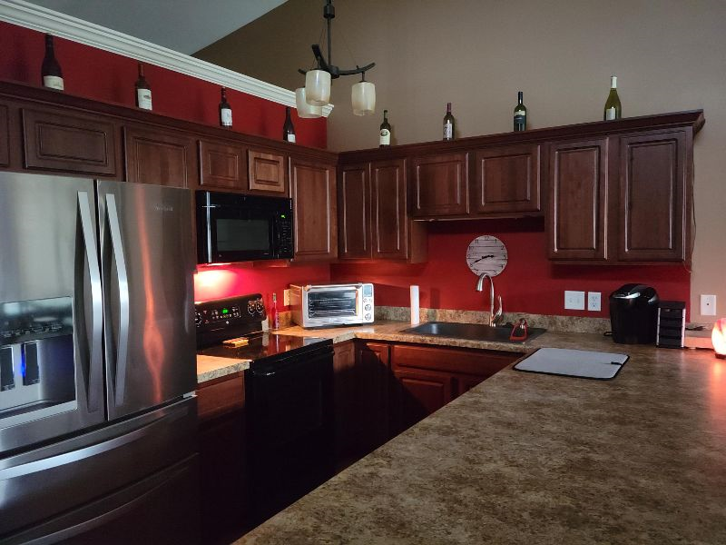 Comfortable and Open 2+ Bedroom Home in Excellent Location! - Photo 11