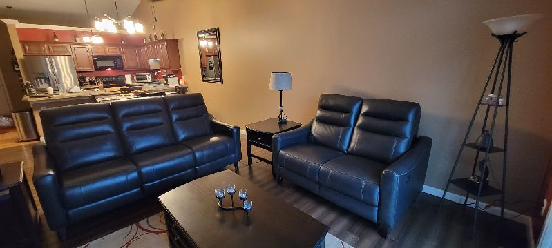 Comfortable and Open 2+ Bedroom Home in Excellent Location! - Photo 4