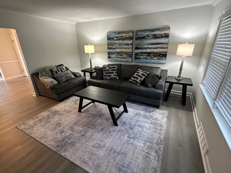 Cozy Half Duplex Close to Downtown, hospitals, Shopping