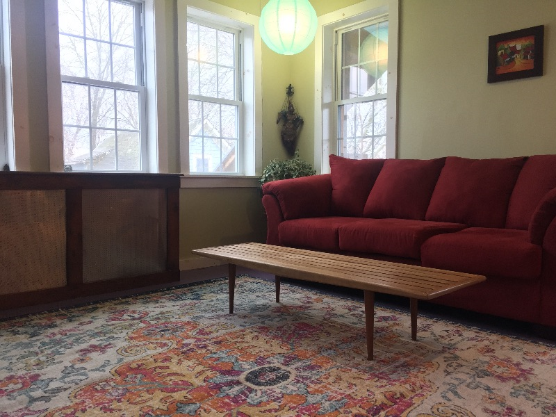 Burlington spacious 2 BR apartment - walk everywhere - Photo 1
