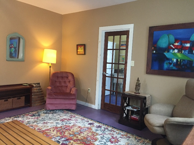 Burlington spacious 2 BR apartment - walk everywhere - Photo 2