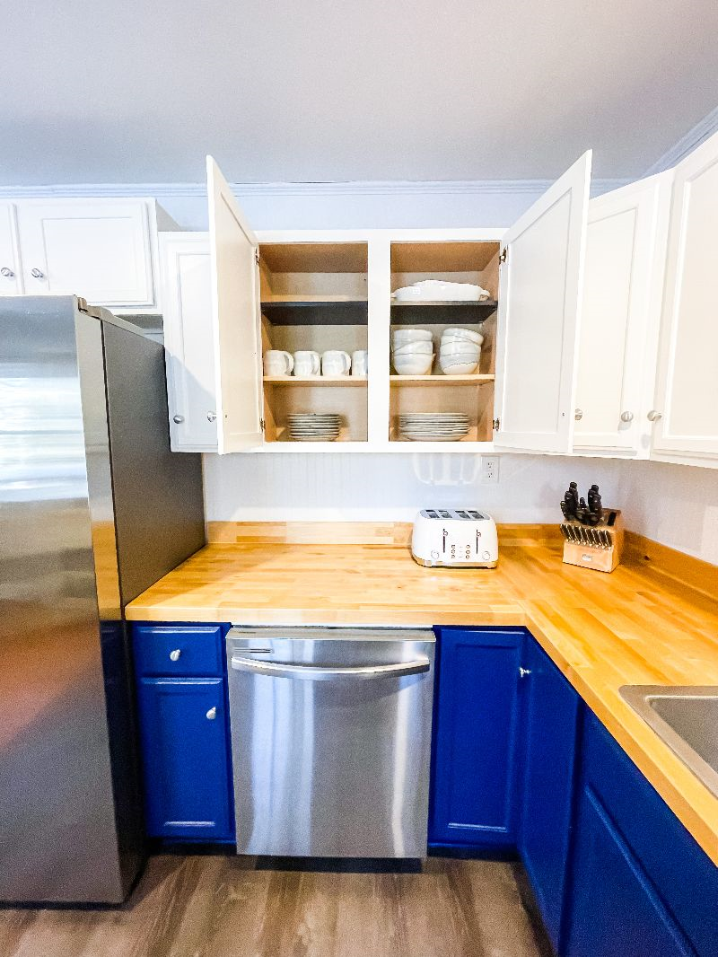 Comfy Renovated Saratoga Home Close to Track and SPAC - Photo 11