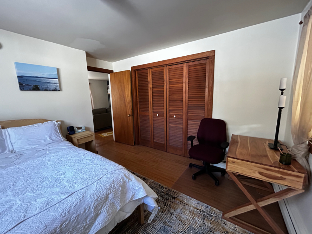 Norwich Apartment for Traveling Nurse - Photo 8