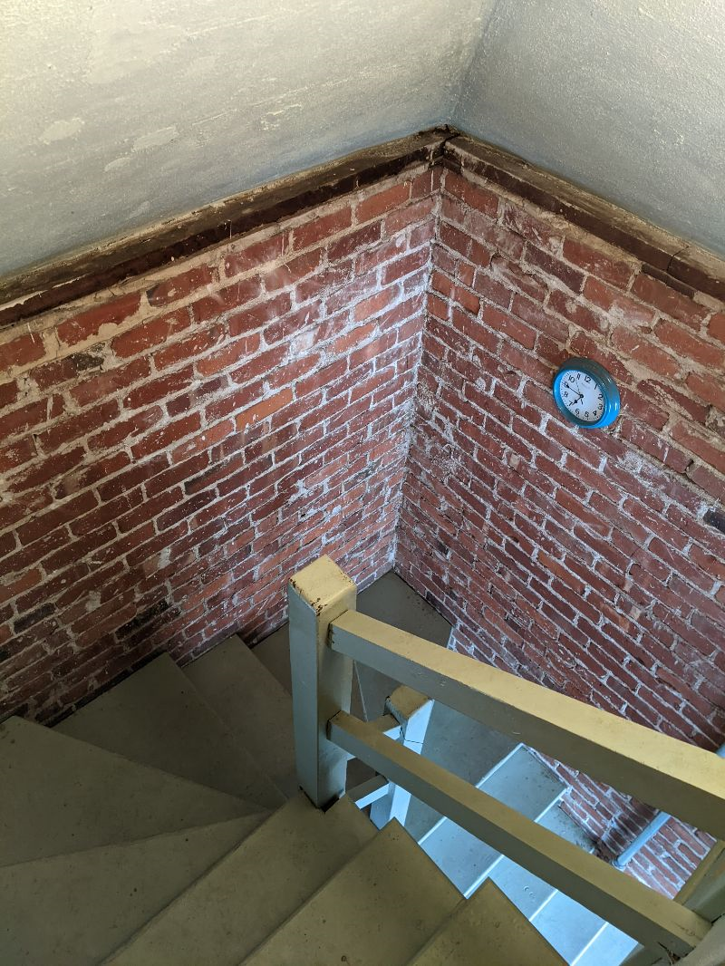 Private Studio above garage - Photo 6