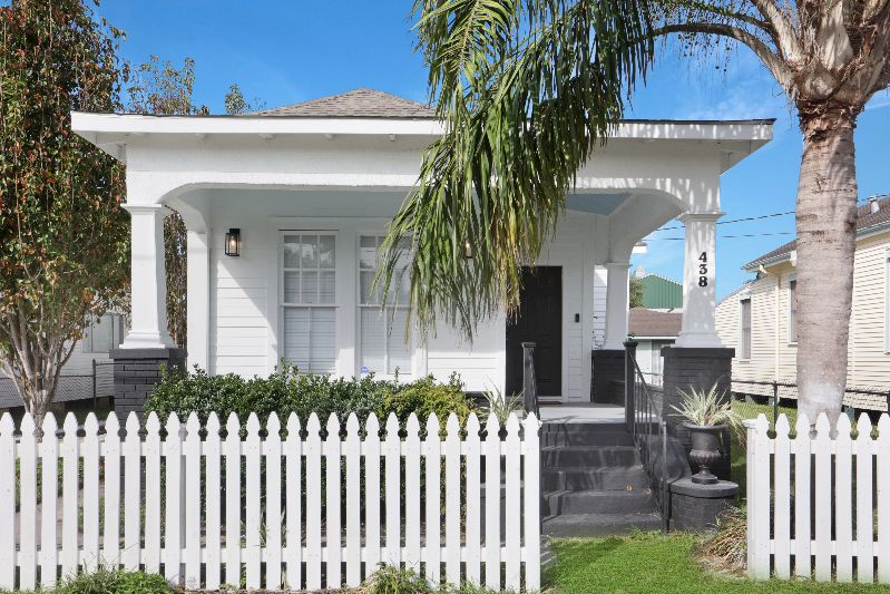 3/2 Historic Home in Old Arabi- Newly Renovated
