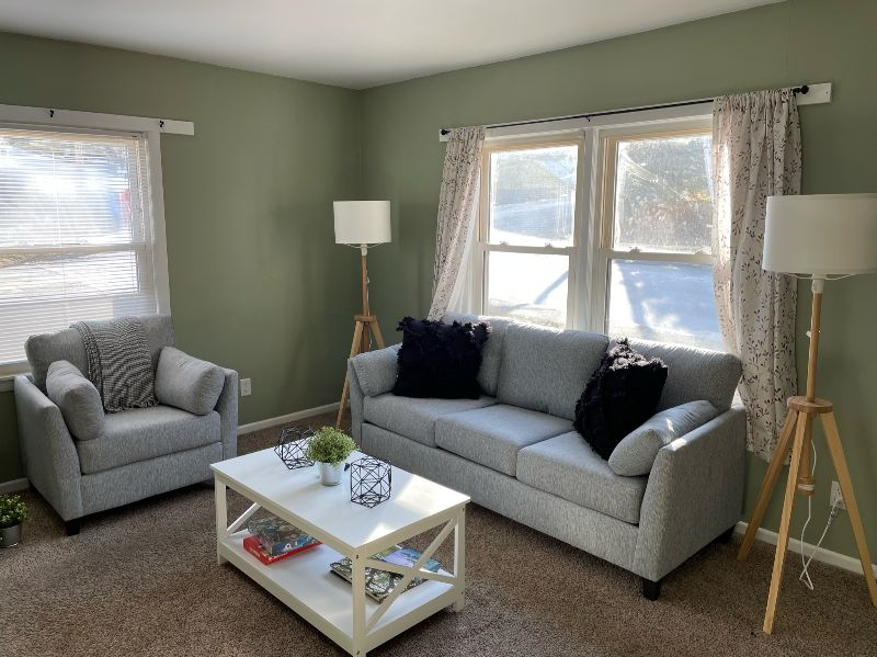 Beautiful 2 BR, minutes to CMMC, St. Mary's