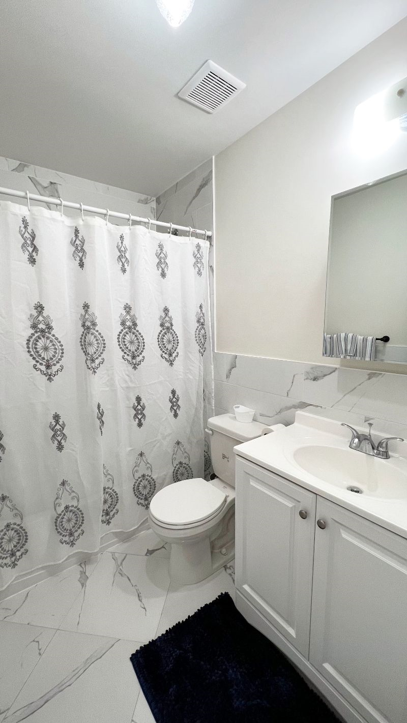 Luxury NYC Apt / NEAR NJ  EWR/ Free Parking/  Footsteps to Train-Ferry - Photo 10
