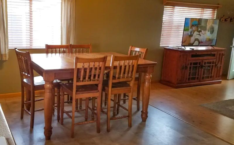 4.5 BR Home in Quiet Neighborhood - Photo 7