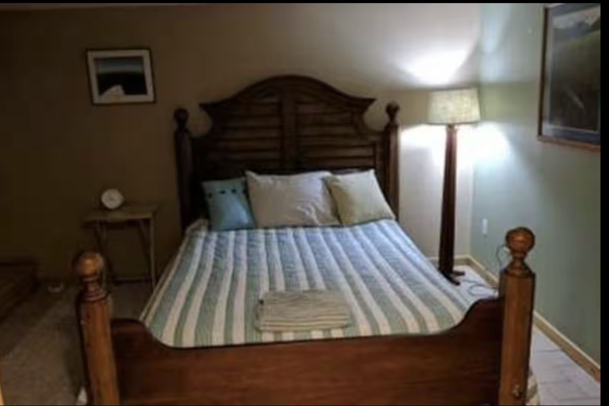 Lakefront Guest Suite on Lake Mendota - Photo 9