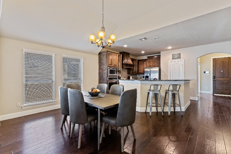 TCH - Spacious 4bd/2ba in McKinney with Workspace - Tanner - Photo 6