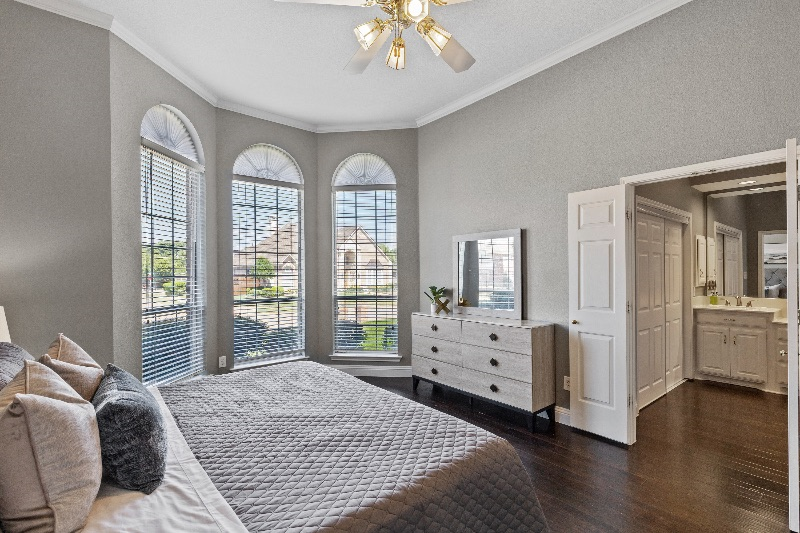 TCH - Spacious 4bd/2.5ba home in Plano with Office - Newhall - Photo 12