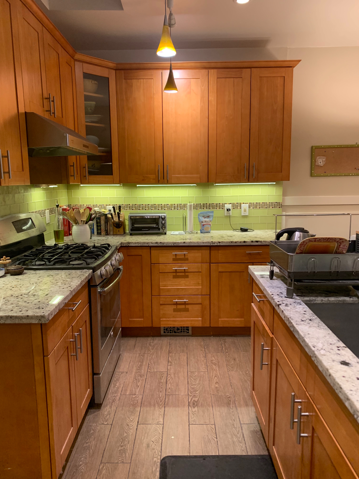 In-law fully furnished move-in ready - Photo 3