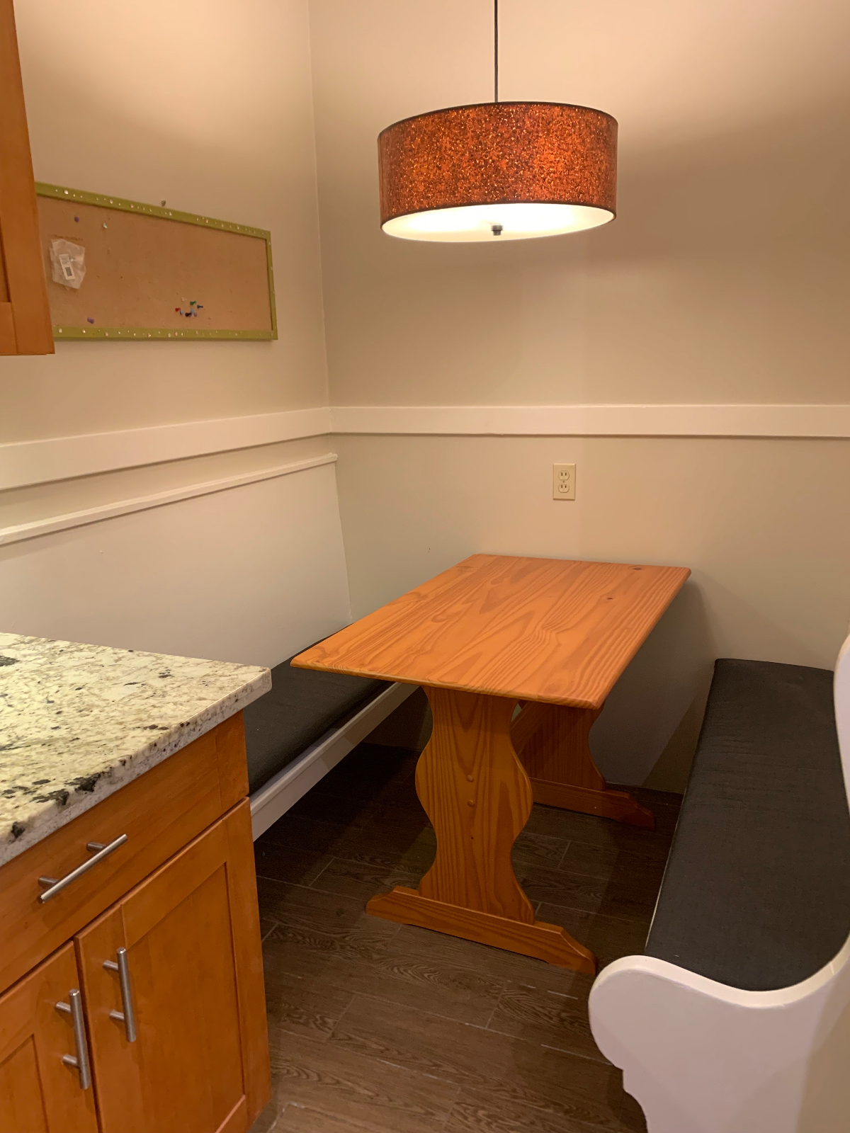 In-law fully furnished move-in ready - Photo 4