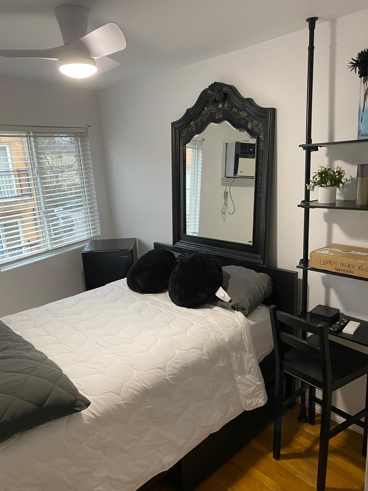 Lovely and Cozy 3 Bedroom House in Jamaica Estates, Queens NY - Photo 4