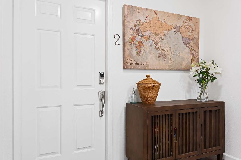 Chic, 2 Beds, Garden EV Charger Central Location - Photo 6