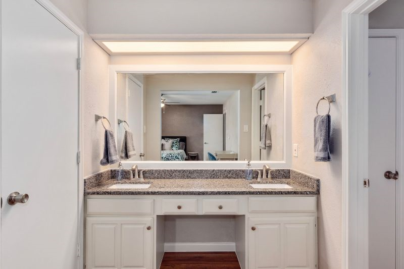 Modern Coppell, Texas Home, central DFW metroplex location! - Photo 10