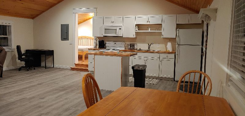 Furnished 1 bedroom in country setting - Photo 3