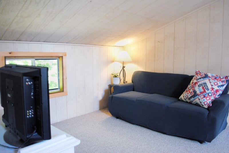 Spacious Home near Springfield Hospital - Photo 11