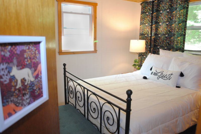 Spacious Home near Springfield Hospital - Photo 8