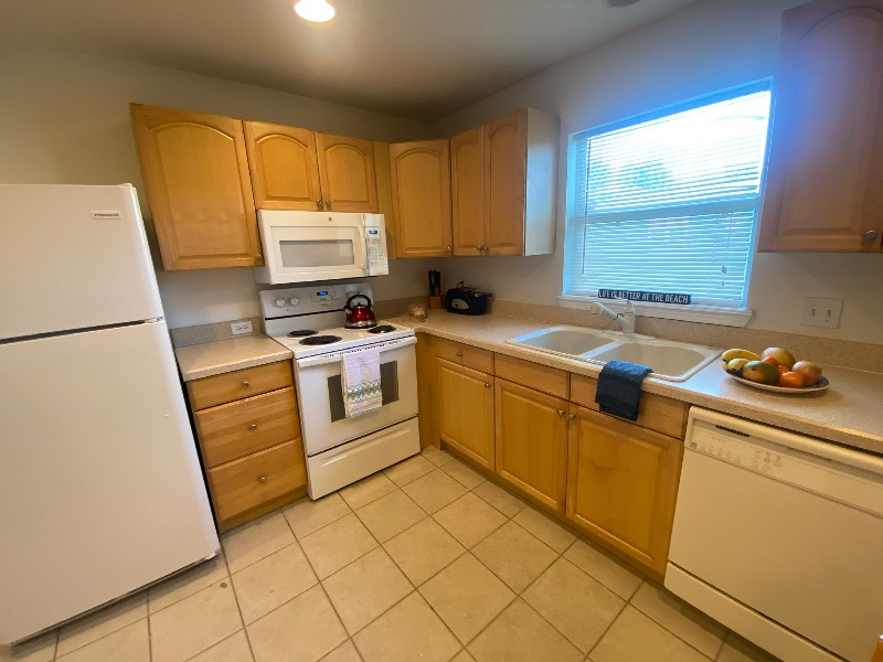 2BD 3 Beds + A few steps from the beach - Photo 8