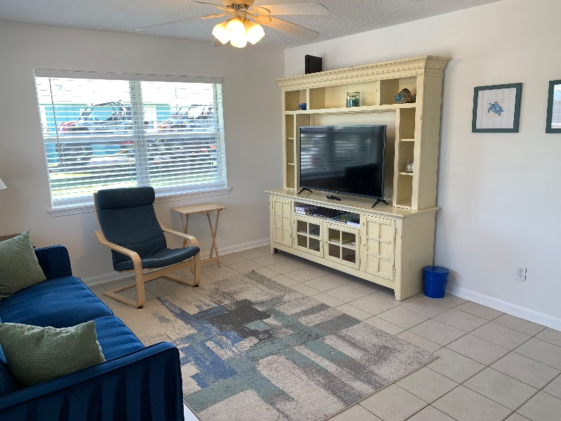 2BD 3 Beds + A few steps from the beach - Photo 2