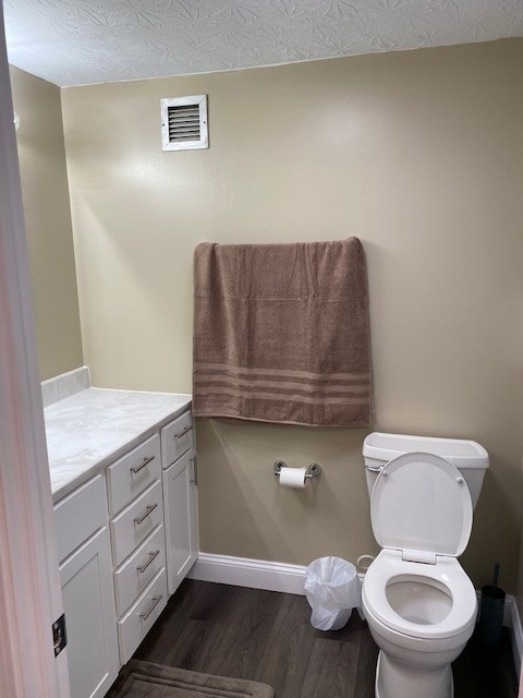 Fully Furnished Newly Renovated One Bedroom Condo - Photo 12