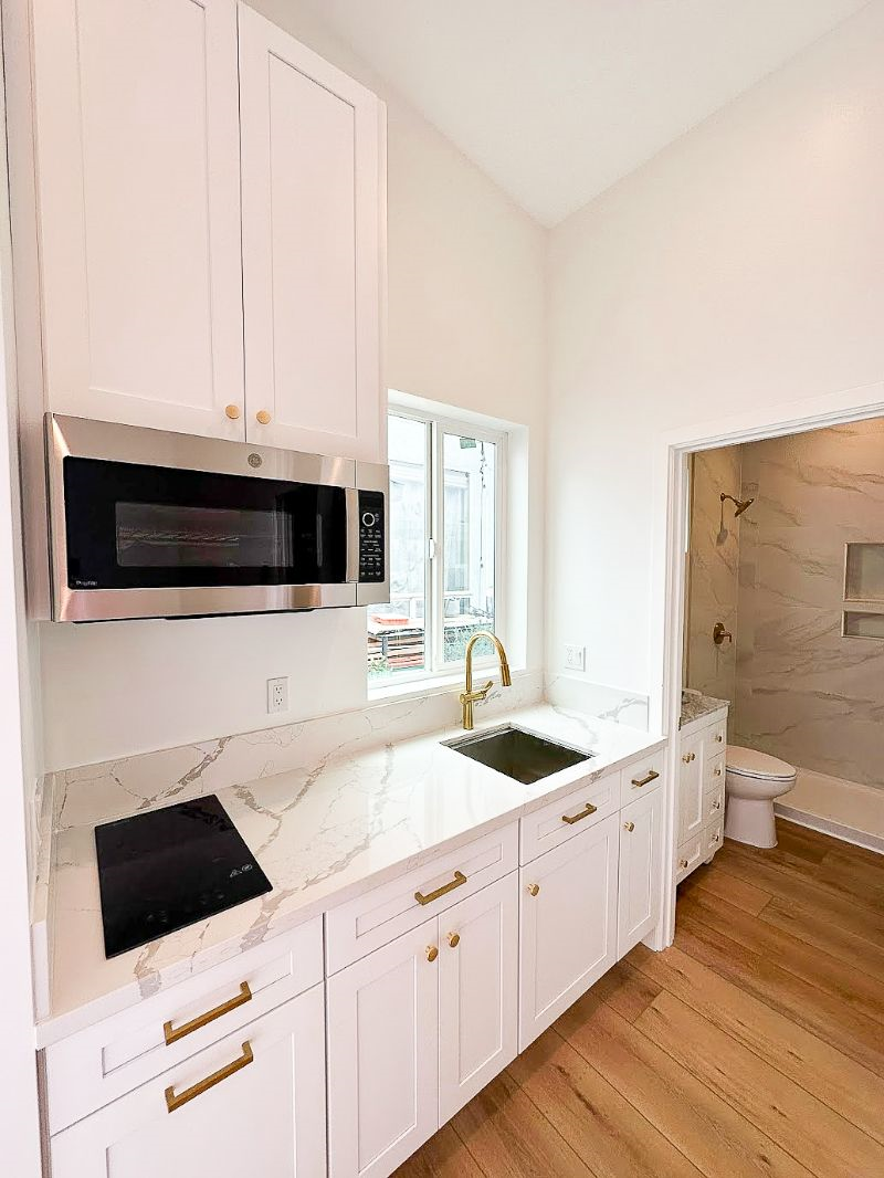 Point Loma Pearl Casita - Detached Private 1 Bedroom + 1 Bath in beachy Point Loma, CA with kitchen, parking, utilities, and more! - Photo 5