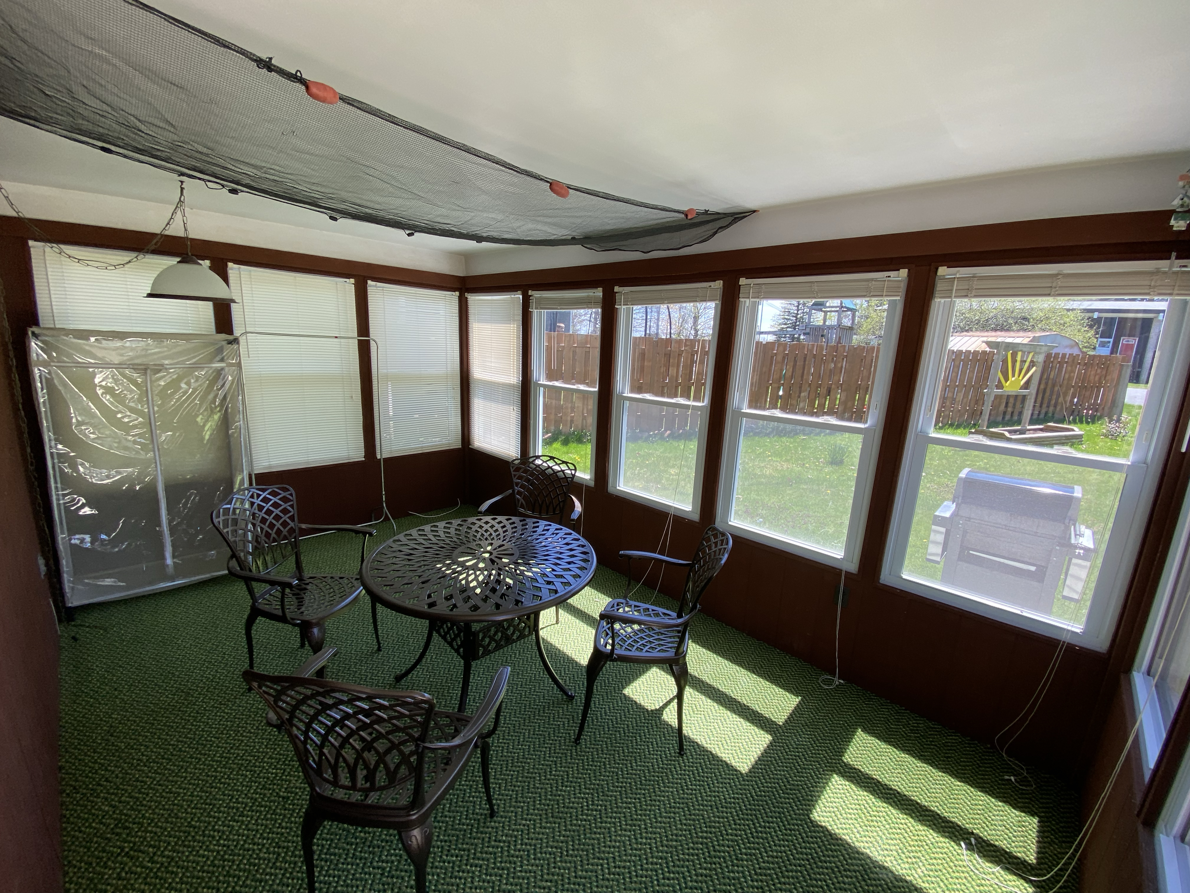 2 bedroom home in a quiet neighborhood - Photo 10