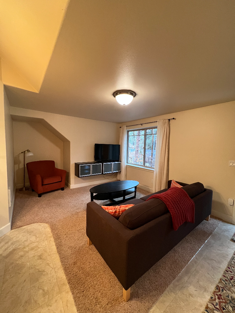 Beautiful furnished apartment on the Westside of Bend - Photo 6