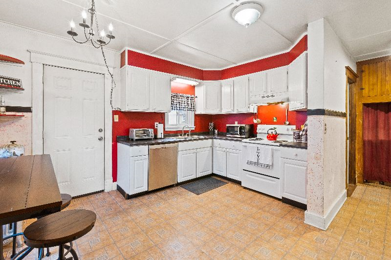3 BR Village Duplex - Photo 1