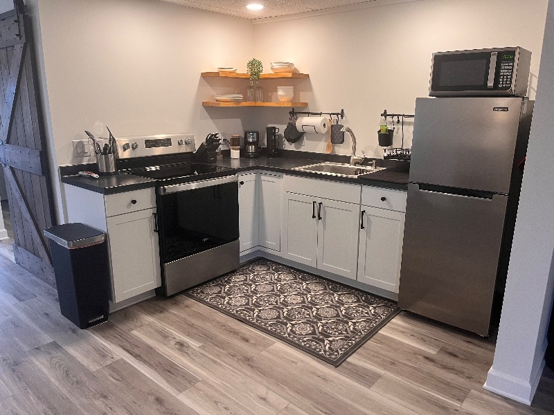 Mountain View Apartment, near Sentara Harrisonburg - Photo 7