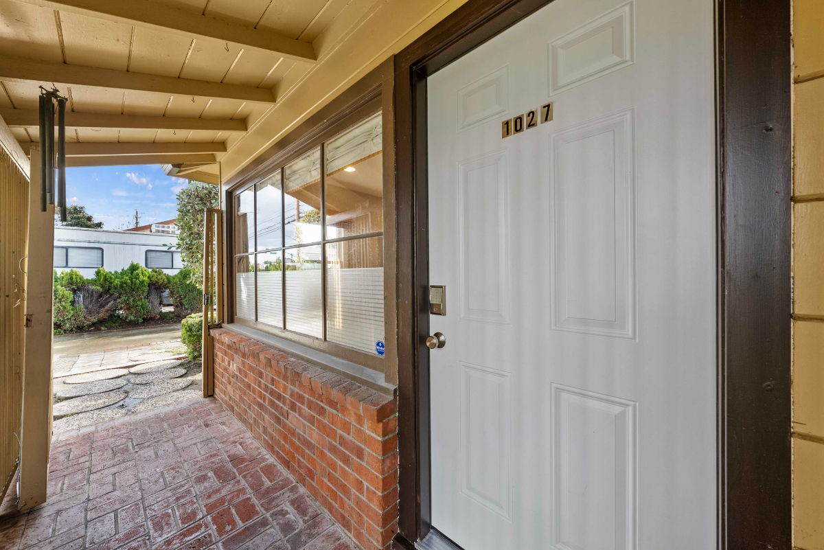 Remodeled 2 bedroom 1 bathroom unit close to Japan Town of Fremont - Photo 2
