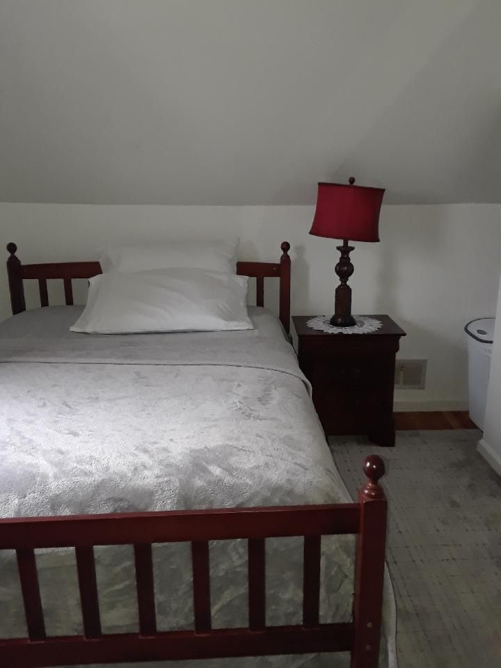 Private Room Available in Uniquely Charming yet Stylish Home - Photo 1