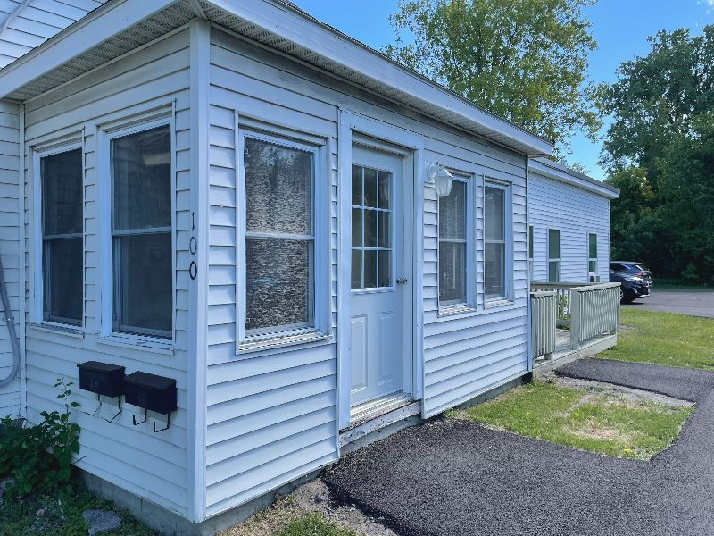 - Comfortable & Stylish 2BR near CVPH - - Photo 6