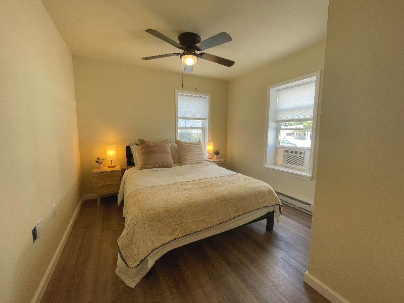 - Comfortable & Stylish 2BR near CVPH - - Photo 2