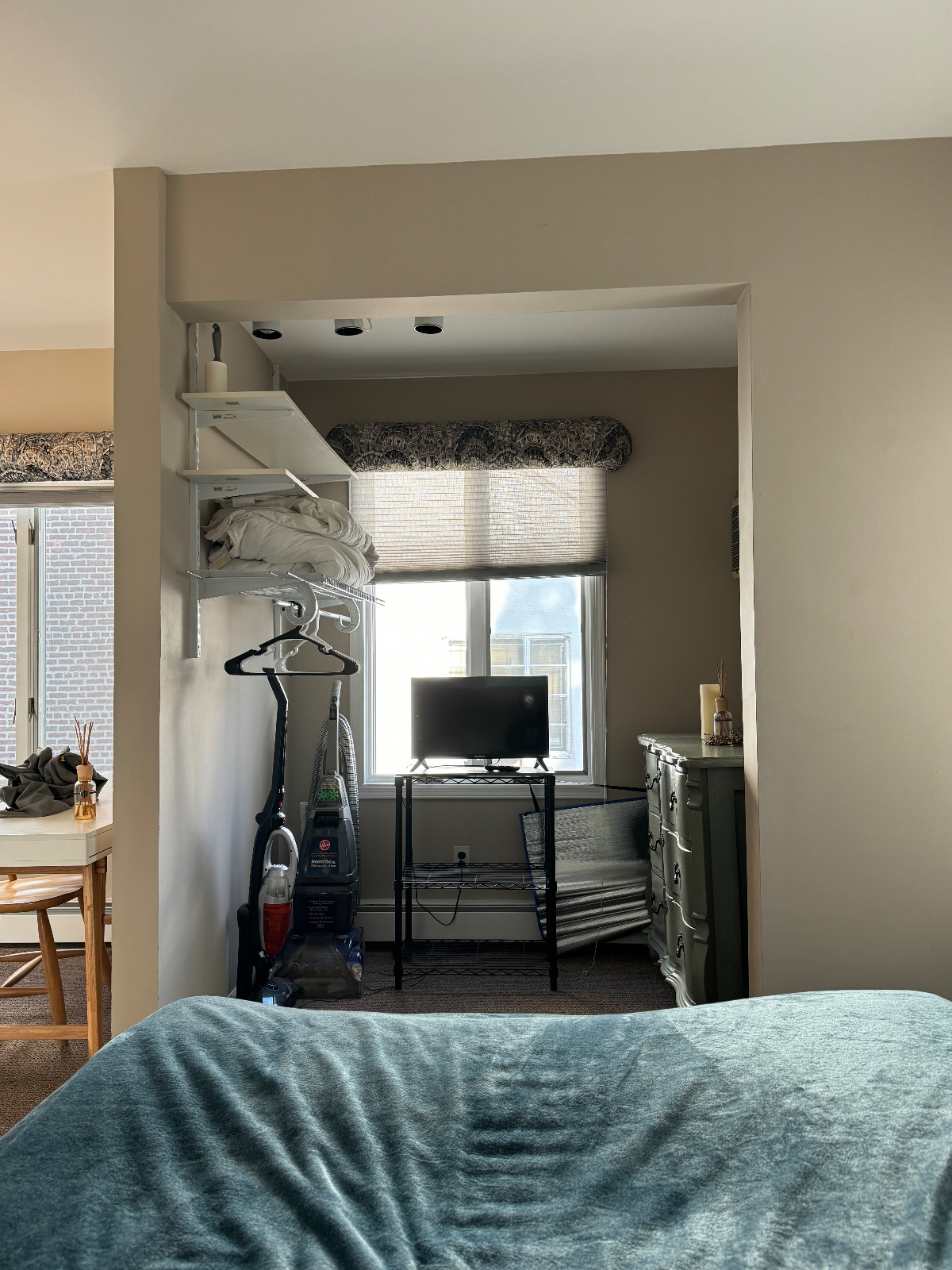 1 Bed/bath  suite - great transportation min. rail ride to Manhattan - Photo 10