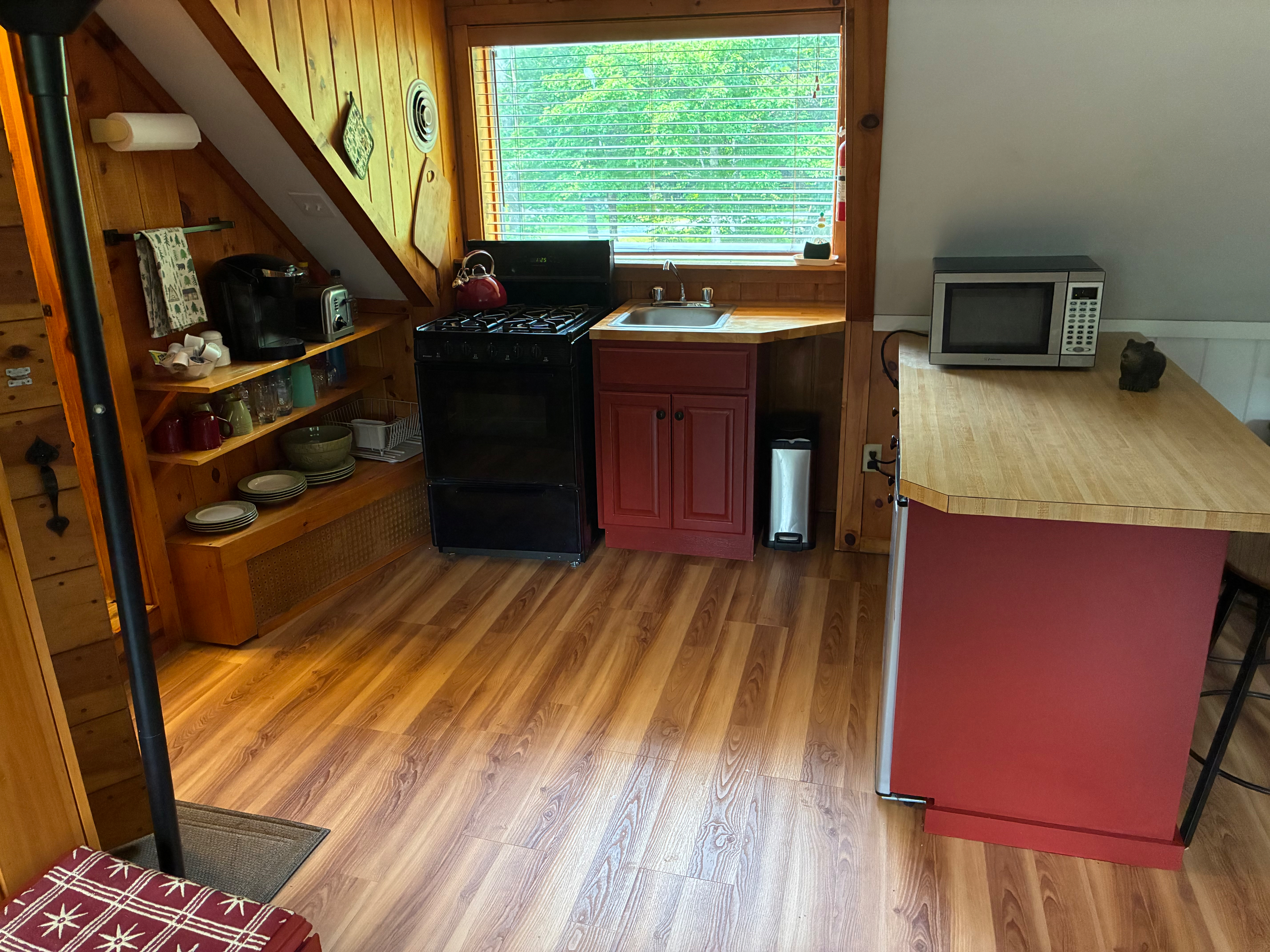 Andover VT Quiet Apartment - Photo 9