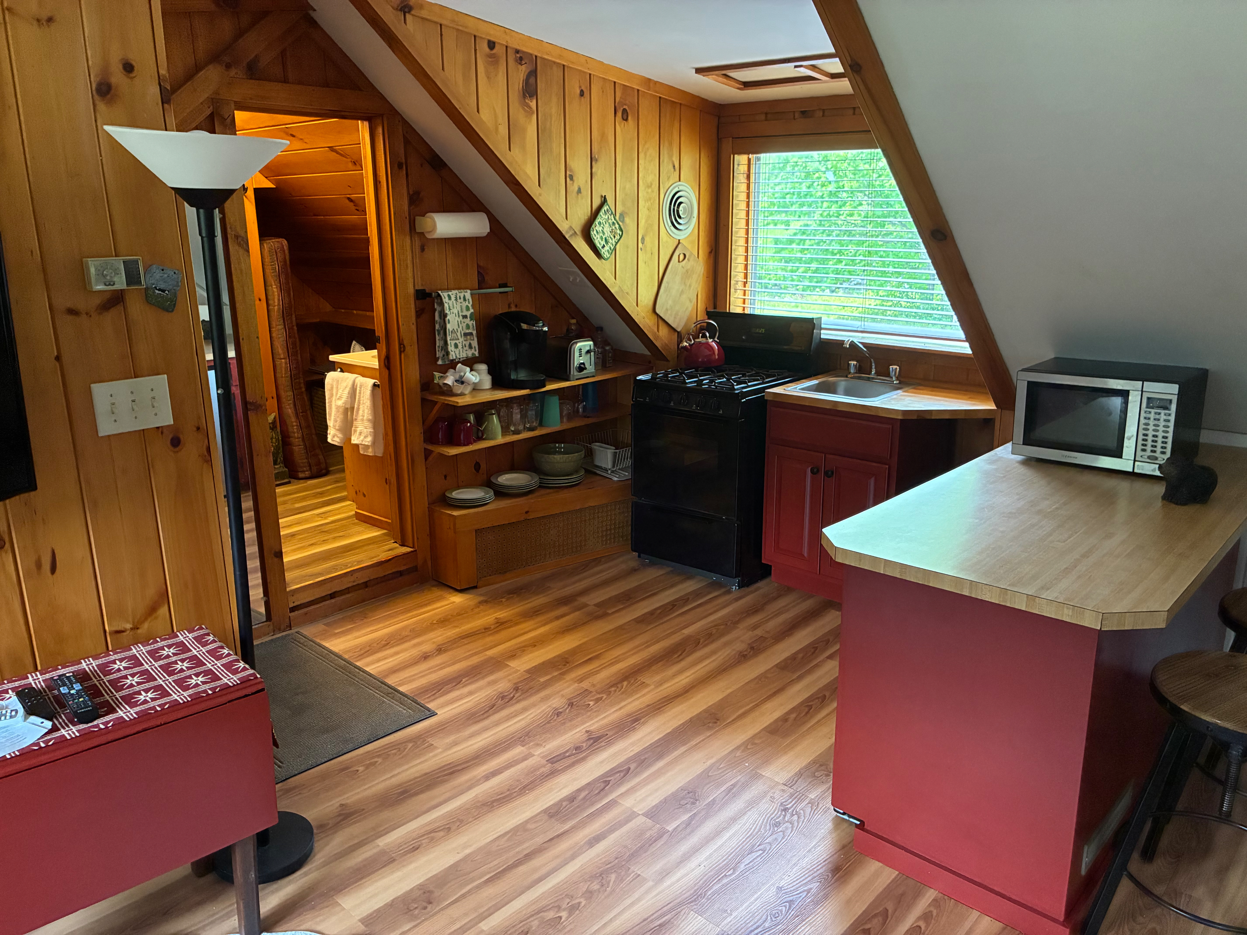 Andover VT Quiet Apartment - Photo 7