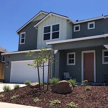 Spacious, bright, peaceful and beautiful new home with lots of places to roam! - Photo 1