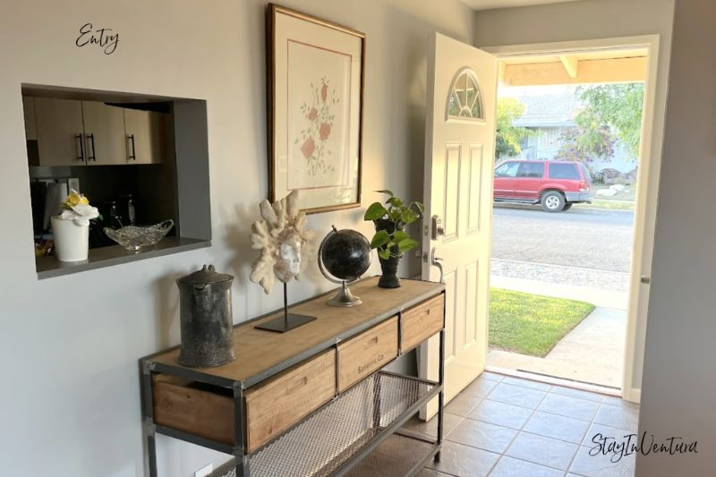 Modern and Charming 2 Bed 1-5 Bath with Patio and Yard in the Tranquil MidTown Lemon Grove Neighborhood Just 5 Minutes from CMH and VCMC - Photo 3