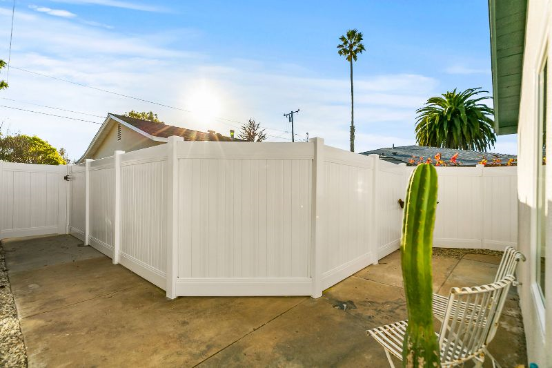 Ventura Home - Close to beach 2bed/2bath - Pet Friendly - Photo 3
