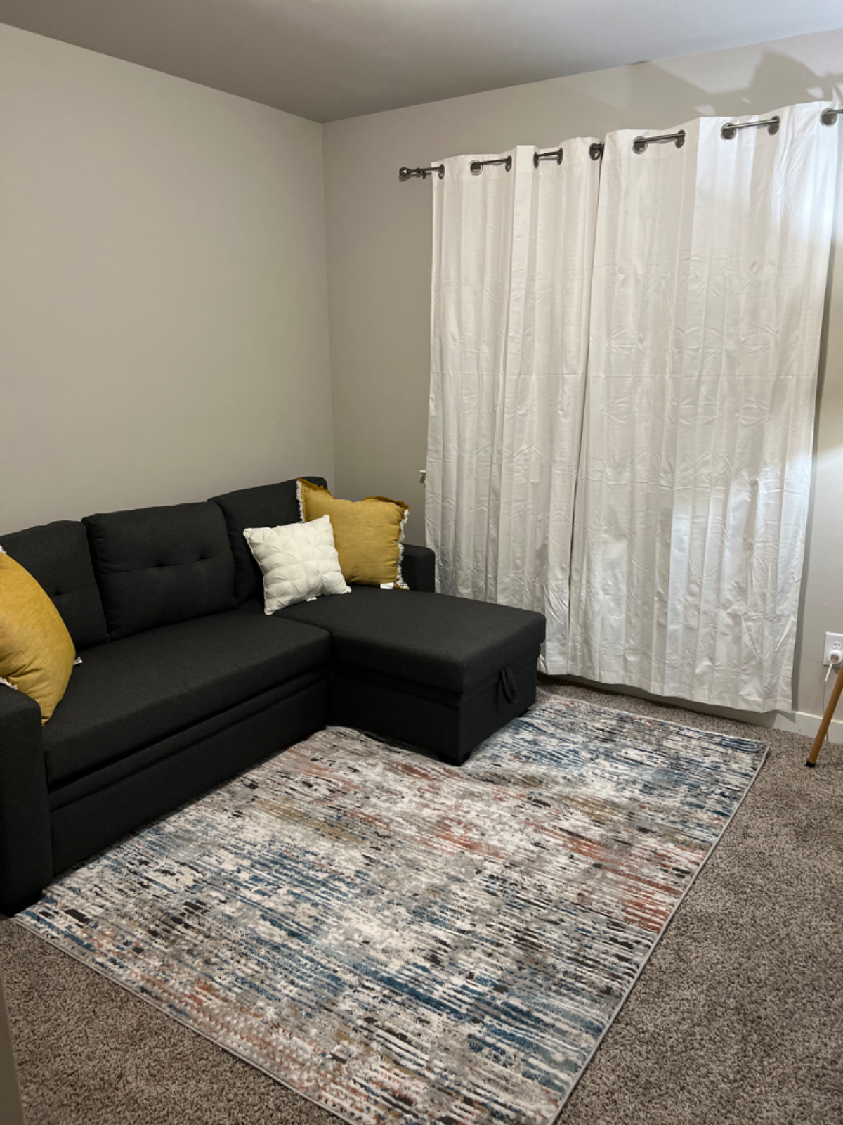 Cozy room in hub city - Photo 10