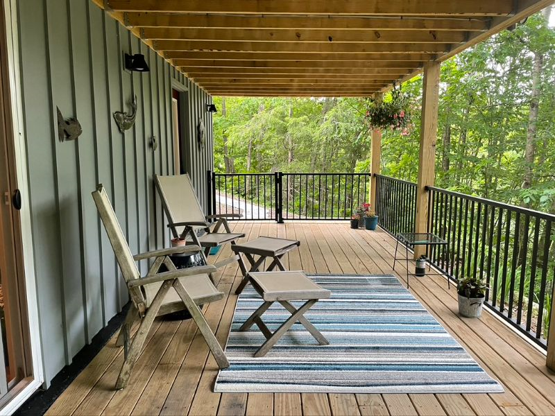 Dog-Friendly In-law Suite in Newly Renovated Quechee Home - Photo 7