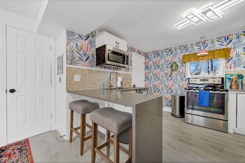 Townhouse with close proximity to Buffalos hospitals - Photo 7