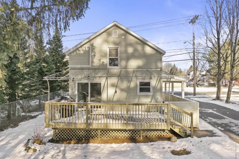 Saratoga Bungalow - Photo 6