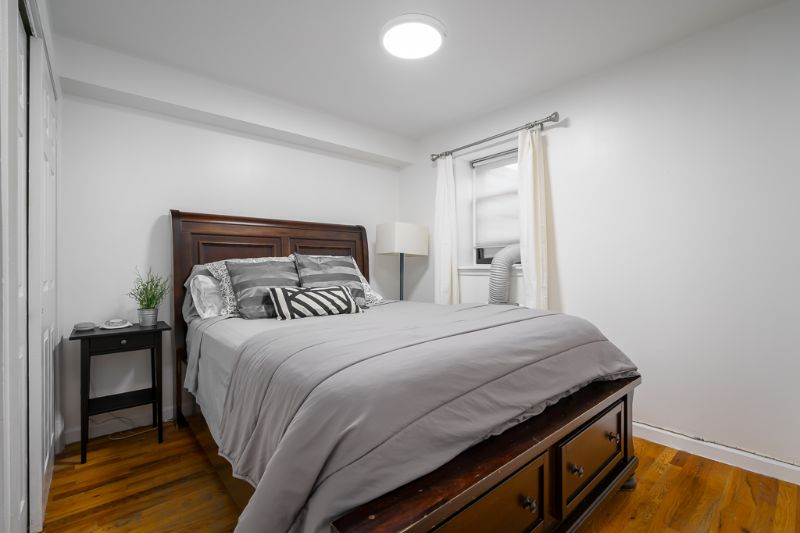 Crown Heights Brooklyn Ground Floor 1-Bedroom - Photo 9